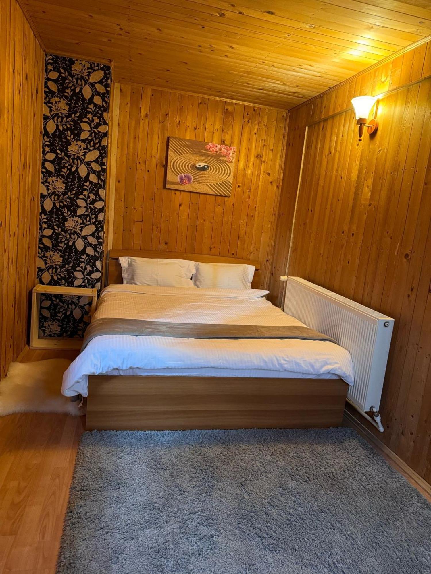 Cabana Din Padurea Valeni Vălenii de Munte Exteriör bild
