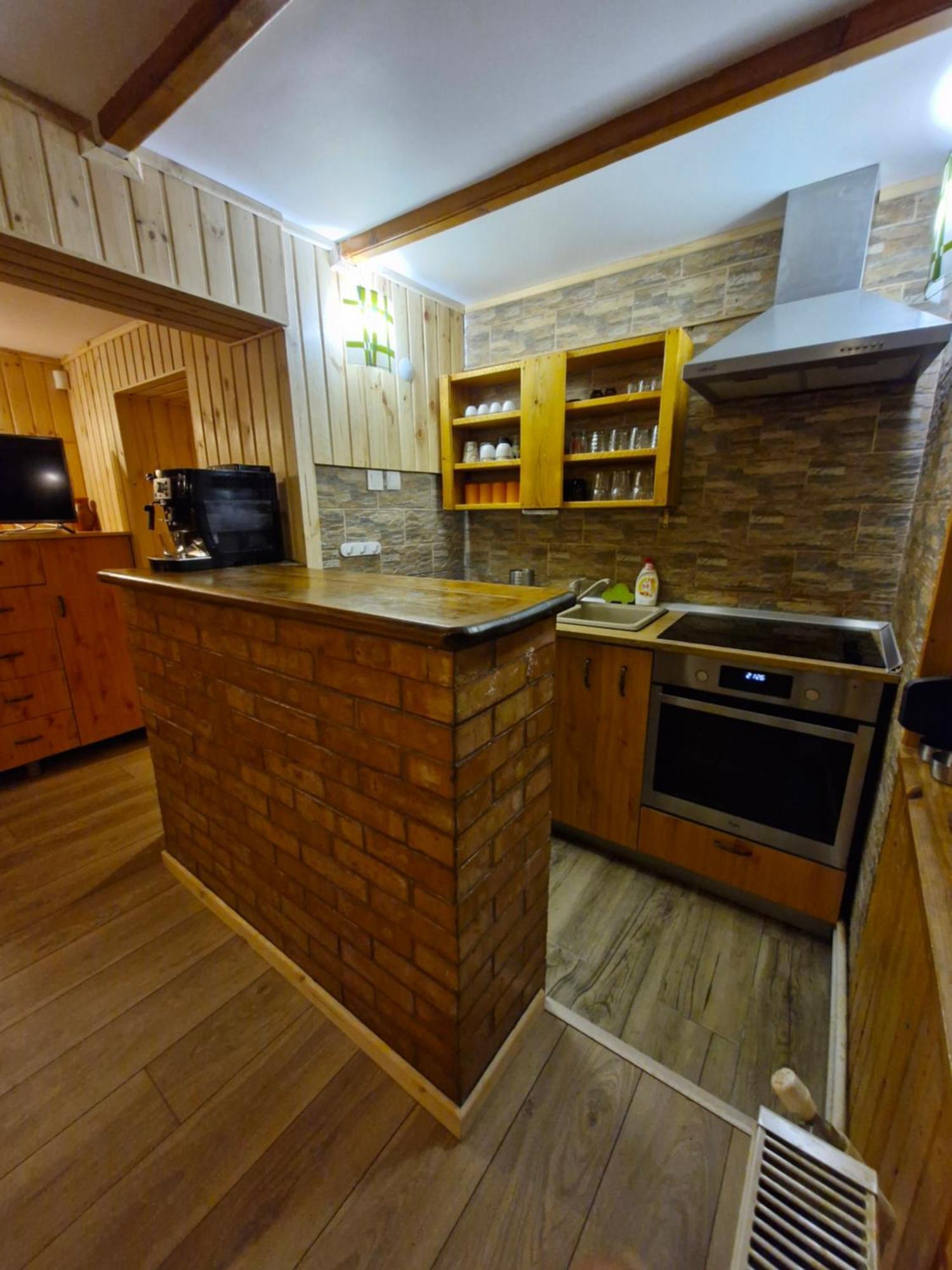 Cabana Din Padurea Valeni Vălenii de Munte Exteriör bild